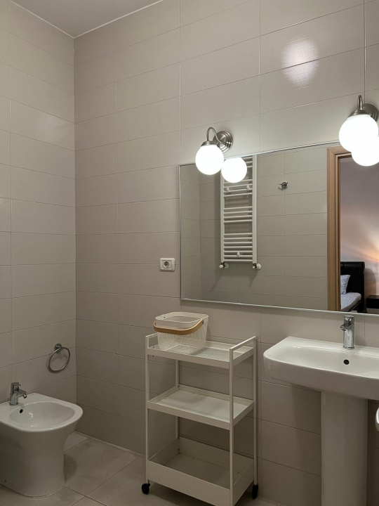 Apartament lux 3 camere, parcare subterana Laguna Residence