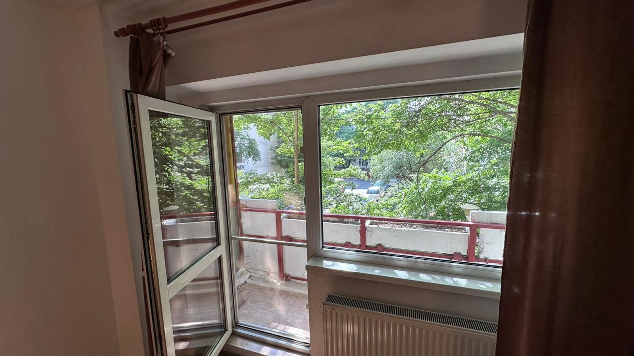 Garsonieră decomandată Unirii Anastasie Panu – mobilată etaj 1/8, Pret 380 E