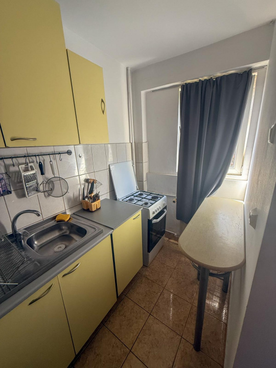 Garsonieră de închiriat – Metrou Costin Georgian