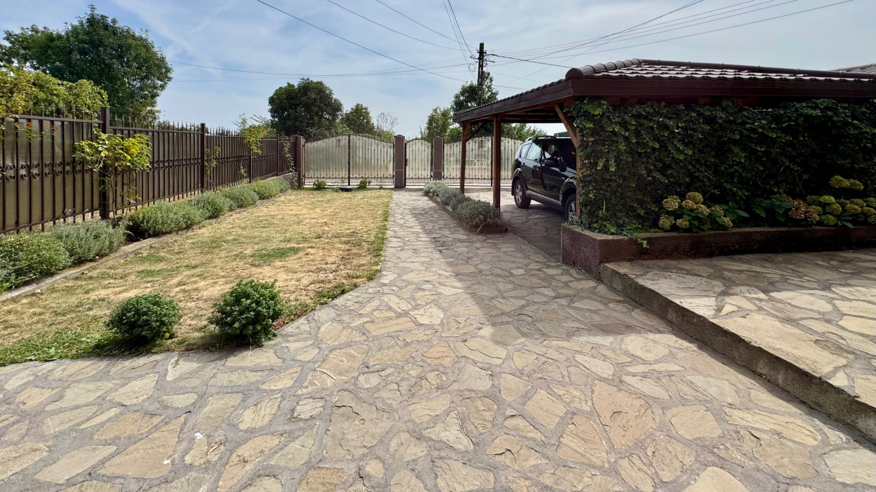2 Case | 589 mpc | Lot 2080 mp | creditabil | locuinta/sediu | Baicoi