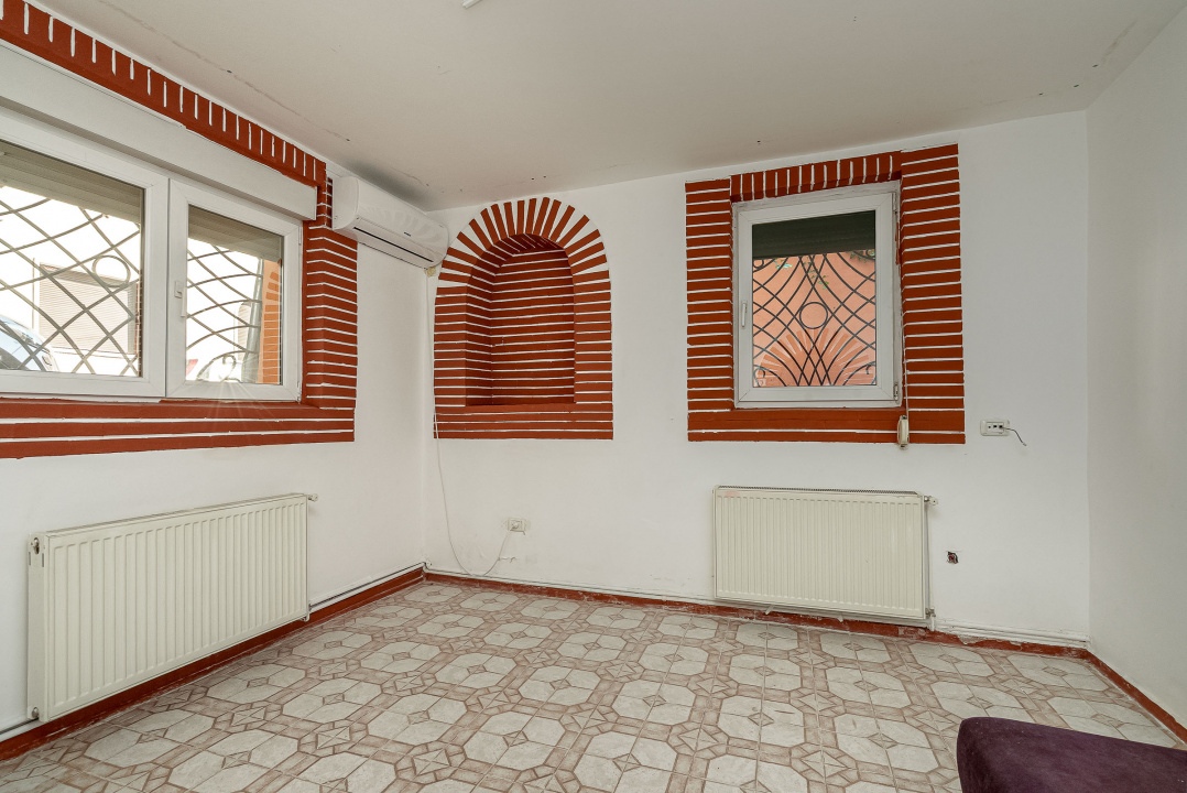 Casa de închiriat Str Justinian pretabilă birouri