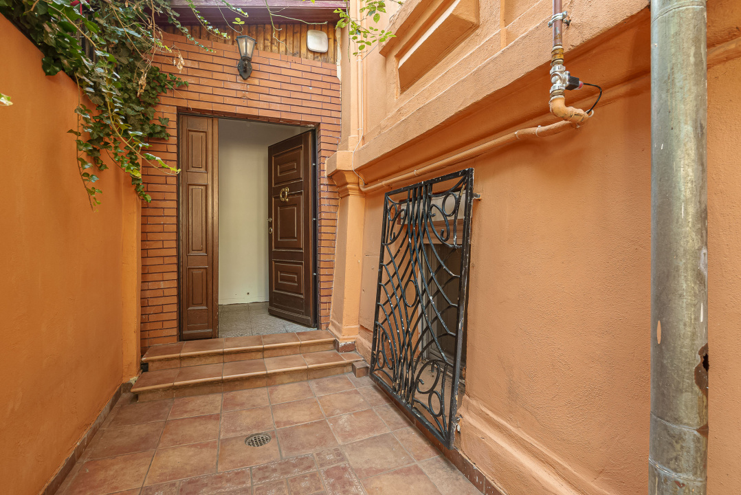 Casa de închiriat Str Justinian pretabilă birouri