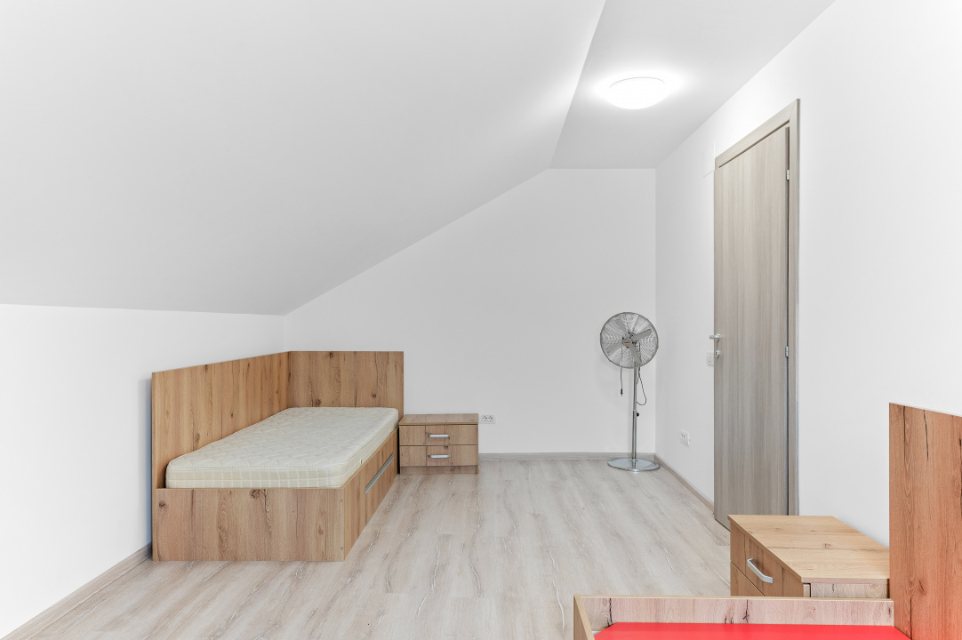 Vila Noua in Pantelimon, 5 dormitoare, 3 bai, 380mp teren