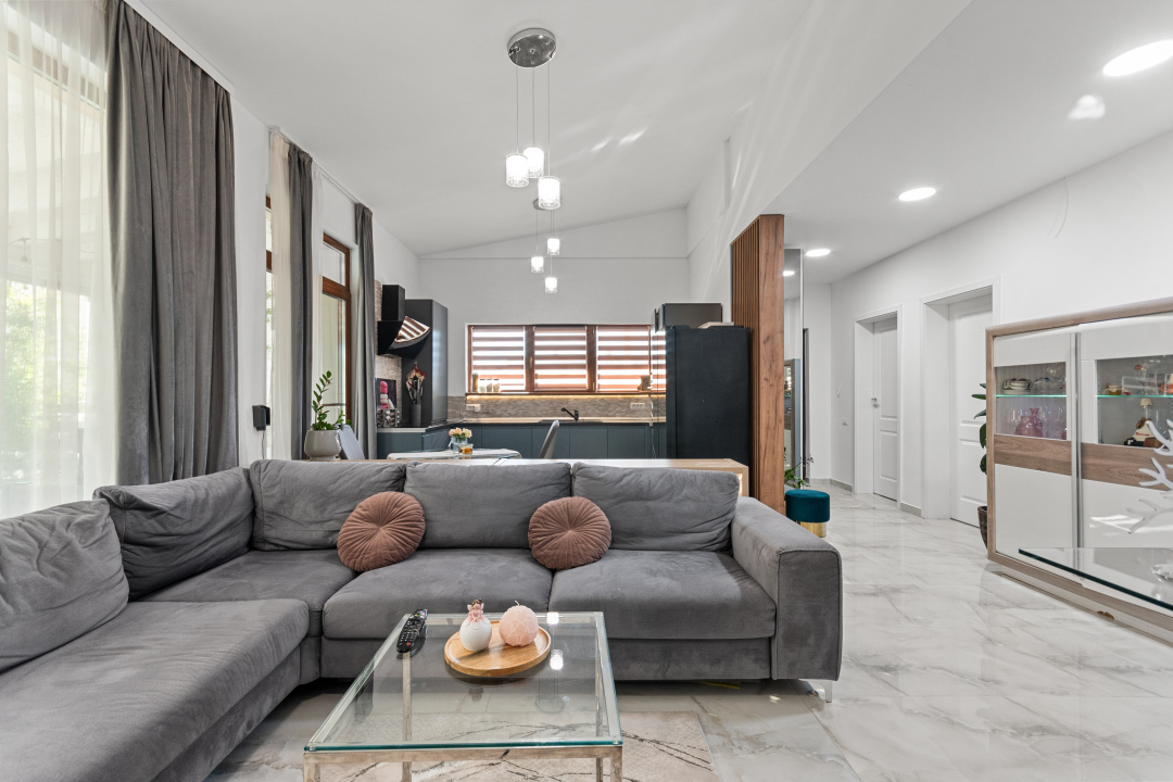 Casa individuala | 4 camere | Lot 300mp | Orientului 11 | Tunari