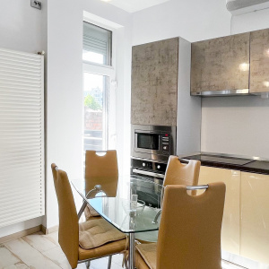 2 Camere Renovat Premium | Centrala Proprie | Zona Piata Unirii