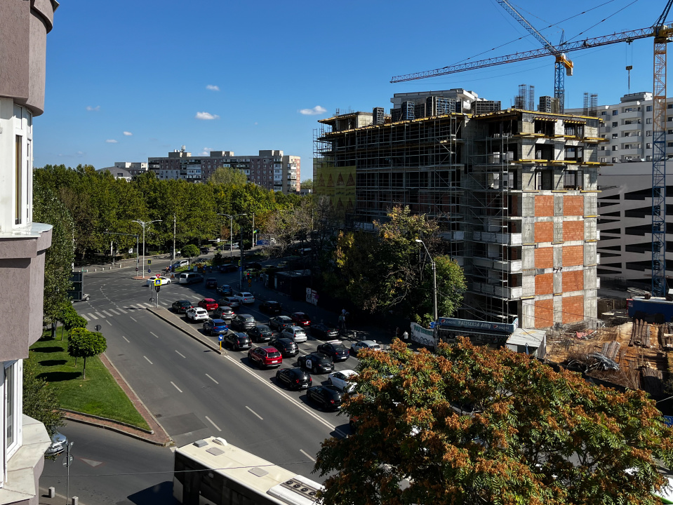 De Inchiriat | Apartament 3 Camere | 2 Bai | Metrou Pacii