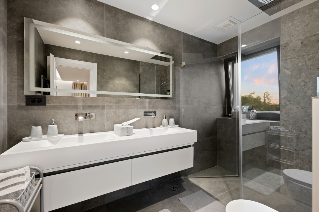 TUNARI, VILA MODERNA - 400 MP TOTAL, 1500 MP LOT!