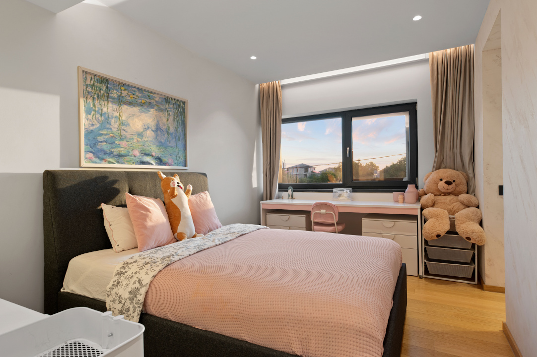 TUNARI, VILA MODERNA - 400 MP TOTAL, 1500 MP LOT!