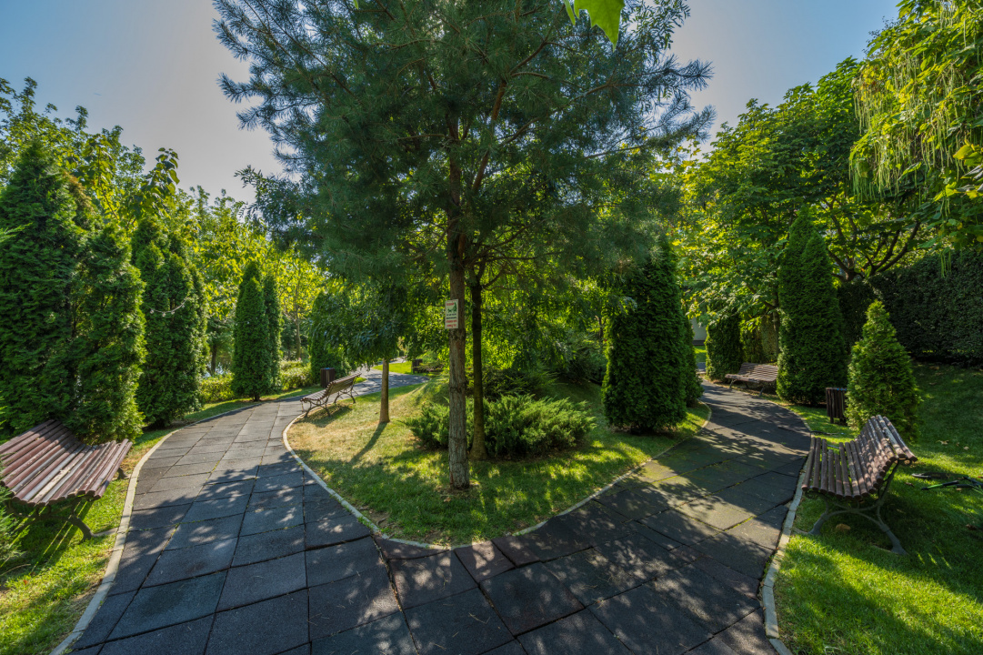 Floreasca, Laguna Residence, Vedere Lac,  Loc de parcare subteran !