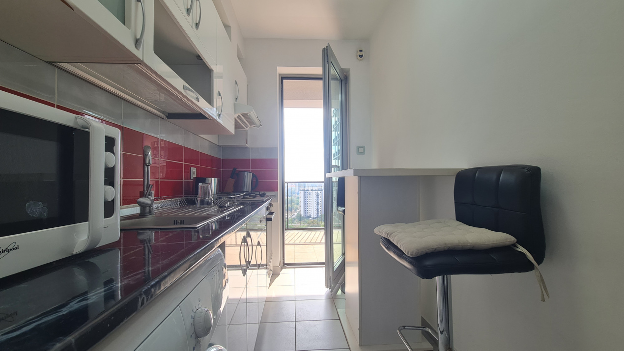 Garsonieră studio în Asmita Gardens — etaj 13/17, terasă 10 mp 