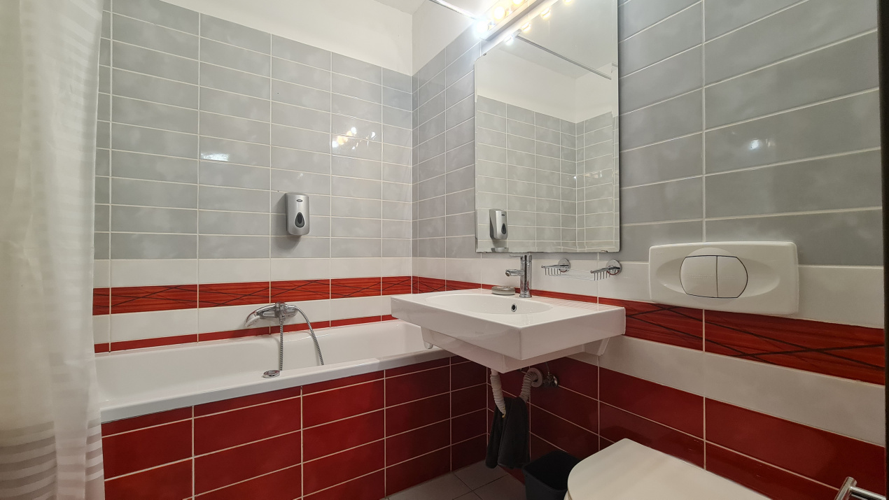 Garsonieră studio în Asmita Gardens — etaj 13/17, terasă 10 mp 