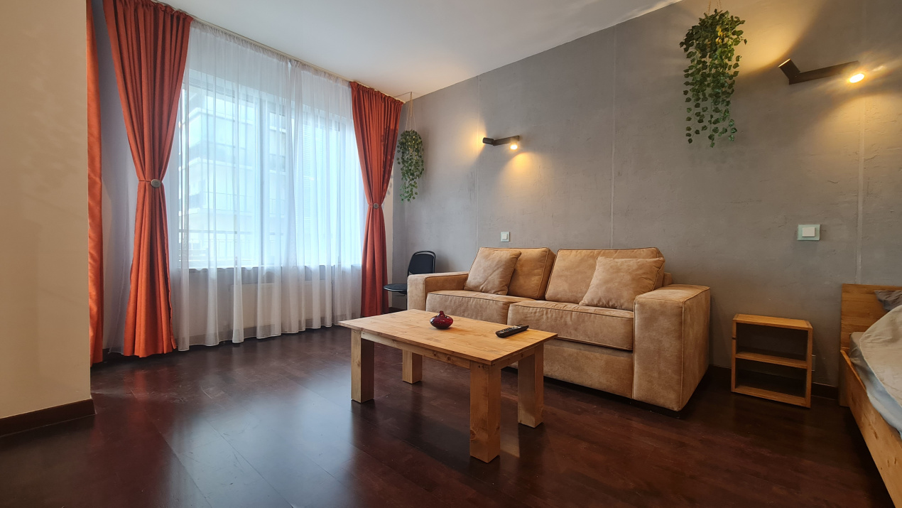 Garsonieră studio în Asmita Gardens — etaj 13/17, terasă 10 mp 
