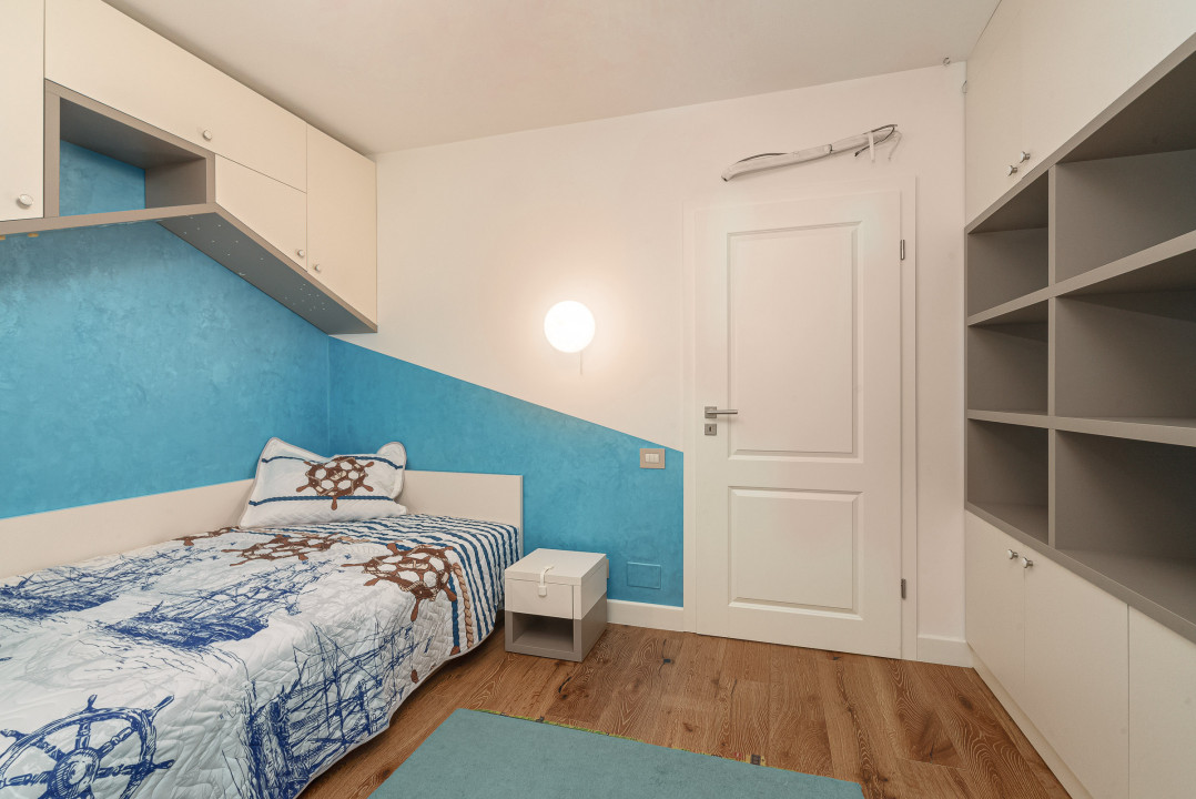 Apartament cu 4 camere pe Bulevardul Unirii - Fantani