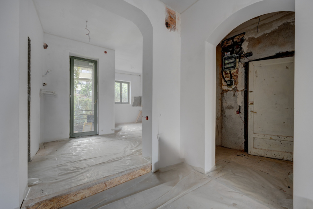 CALEA CALARASILOR - SIHLEANU, 4 CAMERE 100 MP, ETAJ 1!