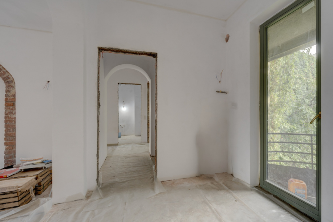CALEA CALARASILOR - SIHLEANU, 4 CAMERE 100 MP, ETAJ 1!