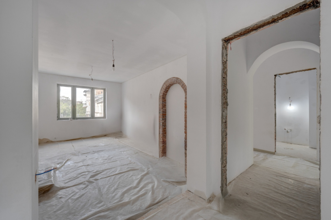 CALEA CALARASILOR - SIHLEANU, 4 CAMERE 100 MP, ETAJ 1!