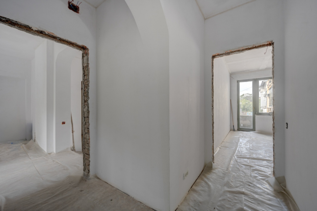 CALEA CALARASILOR - SIHLEANU, 4 CAMERE 100 MP, ETAJ 1!