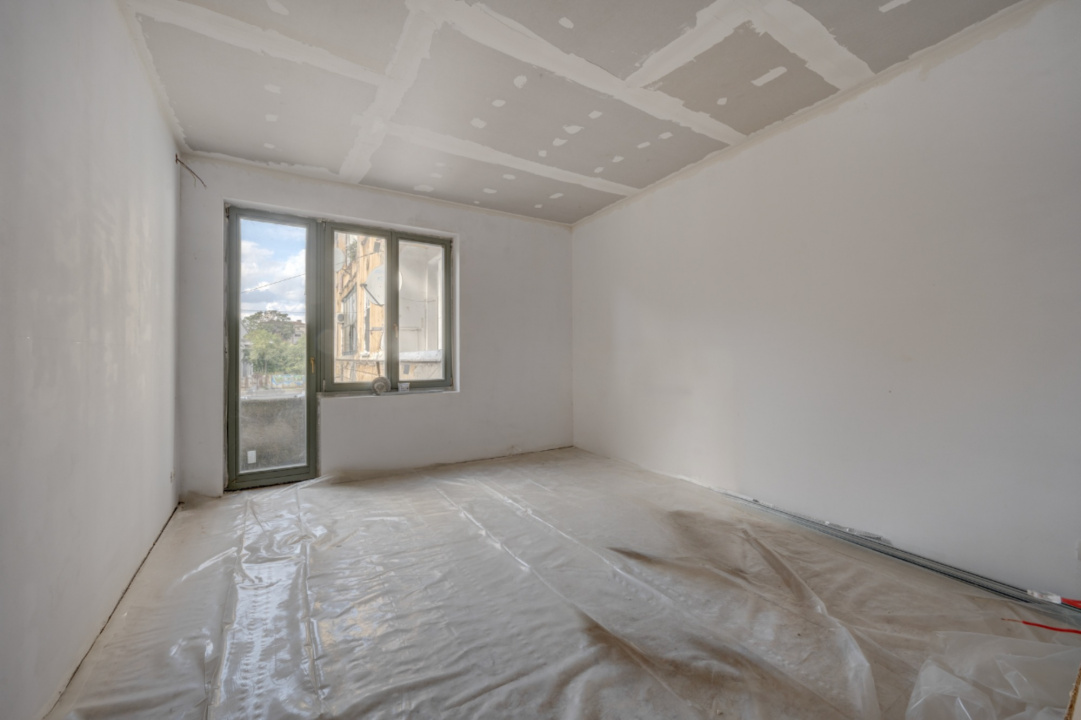 CALEA CALARASILOR - SIHLEANU, 4 CAMERE 100 MP, ETAJ 1!