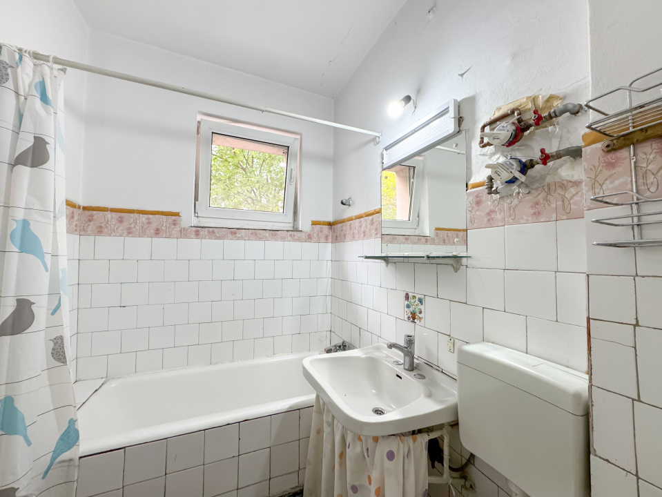 Apartament 2 camere - decomandat - Baba Novac 