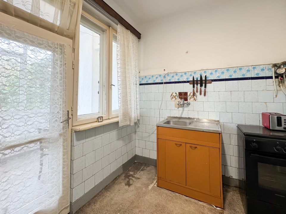 Apartament 2 camere - decomandat - Baba Novac 