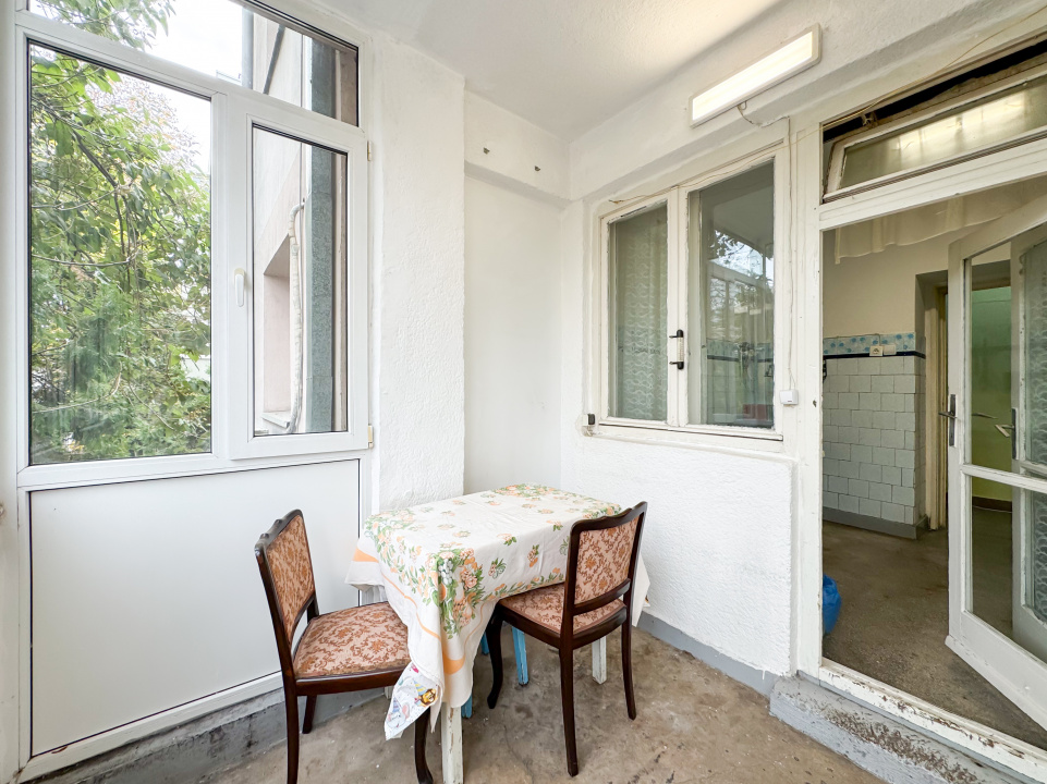 Apartament 2 camere - decomandat - Baba Novac 