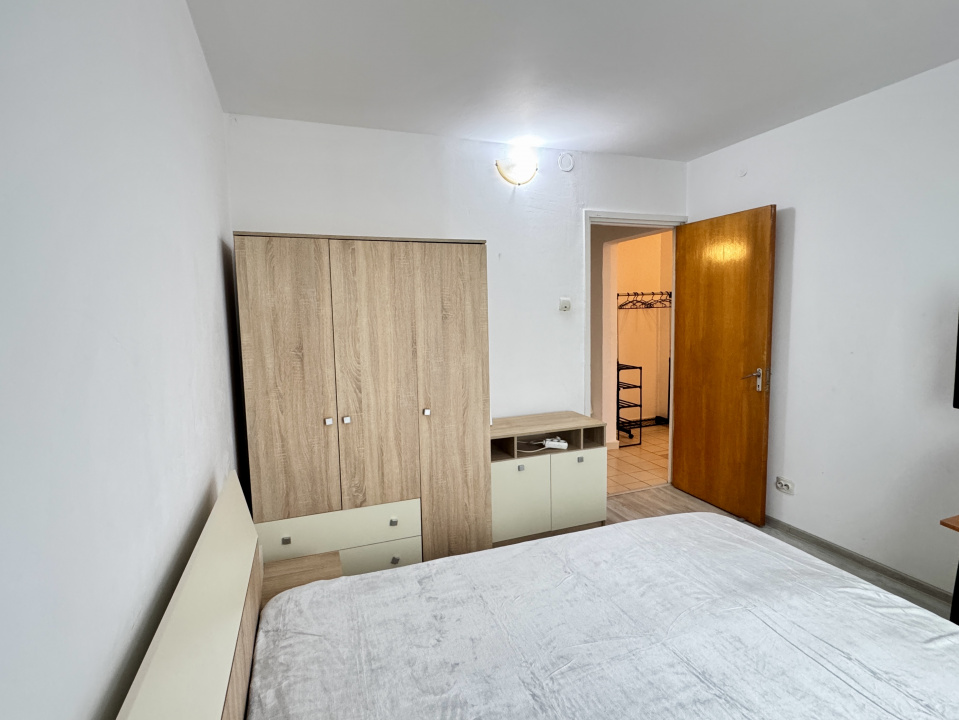 Apartament 3 camere Drumul Taberei - Valea Ialomitei, et 7, decomandat