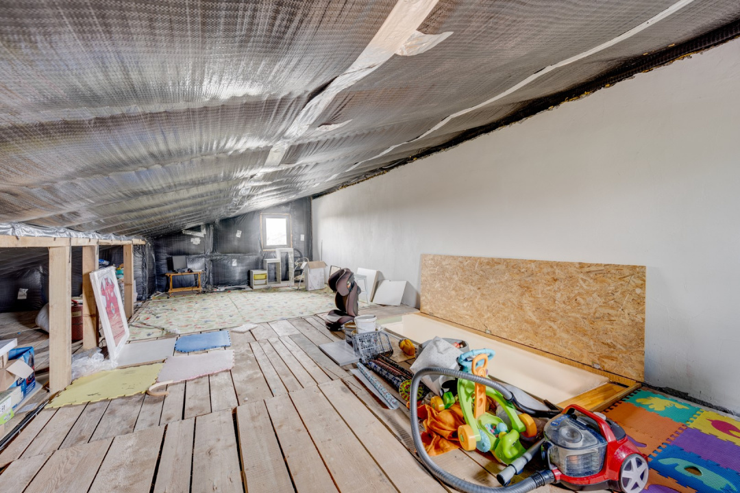 VIDRA – COMPLEX DEALUL VERDE, DUPLEX 80 MP, LOT 235 MP!