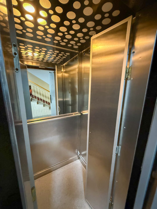 Garsoniera mobilata si utilata, prima inchiriere, Unirii-Timpuri Noi