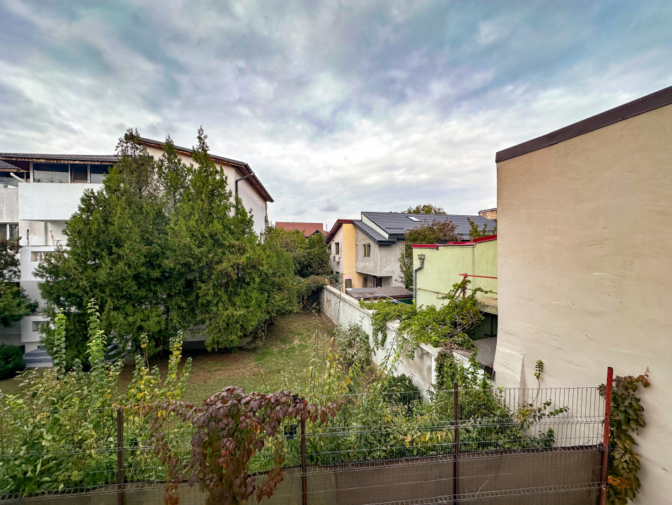 10 min. de Eroii Revolutiei, Bloc Boutique - apartament cu 3 camere