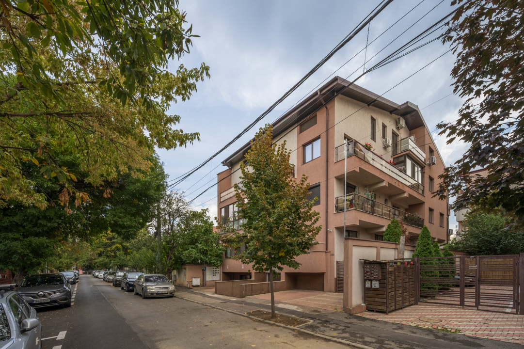 Decomandat - metrou Bazilescu - Bucureștii noi