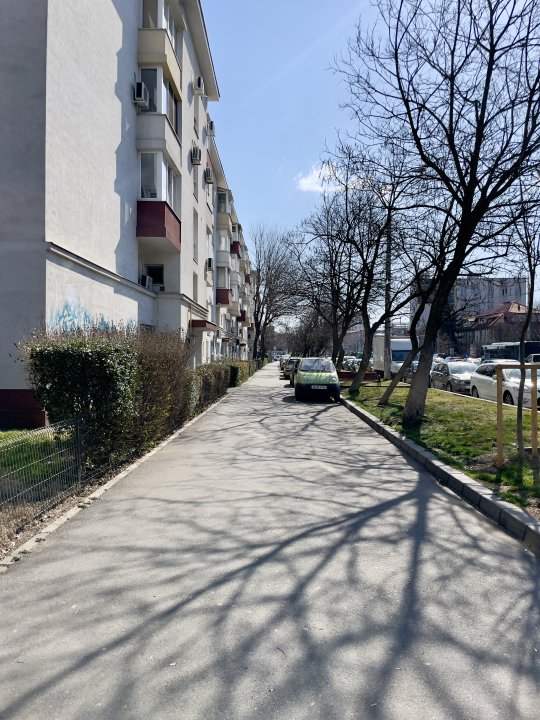 Priveliște panoramică unică - apartament de închiriat în Piața Domenii!