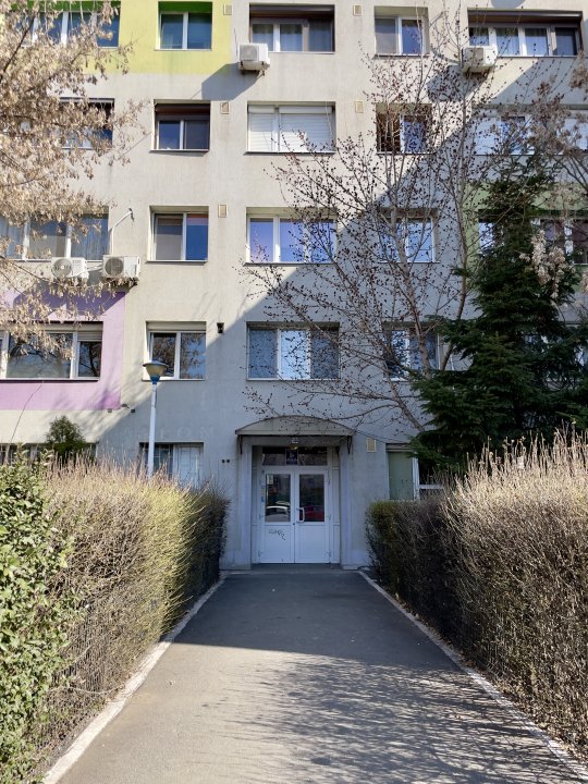 Priveliște panoramică unică - apartament de închiriat în Piața Domenii!