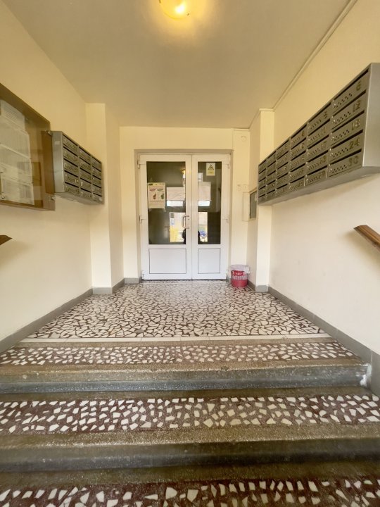 Priveliște panoramică unică - apartament de închiriat în Piața Domenii!