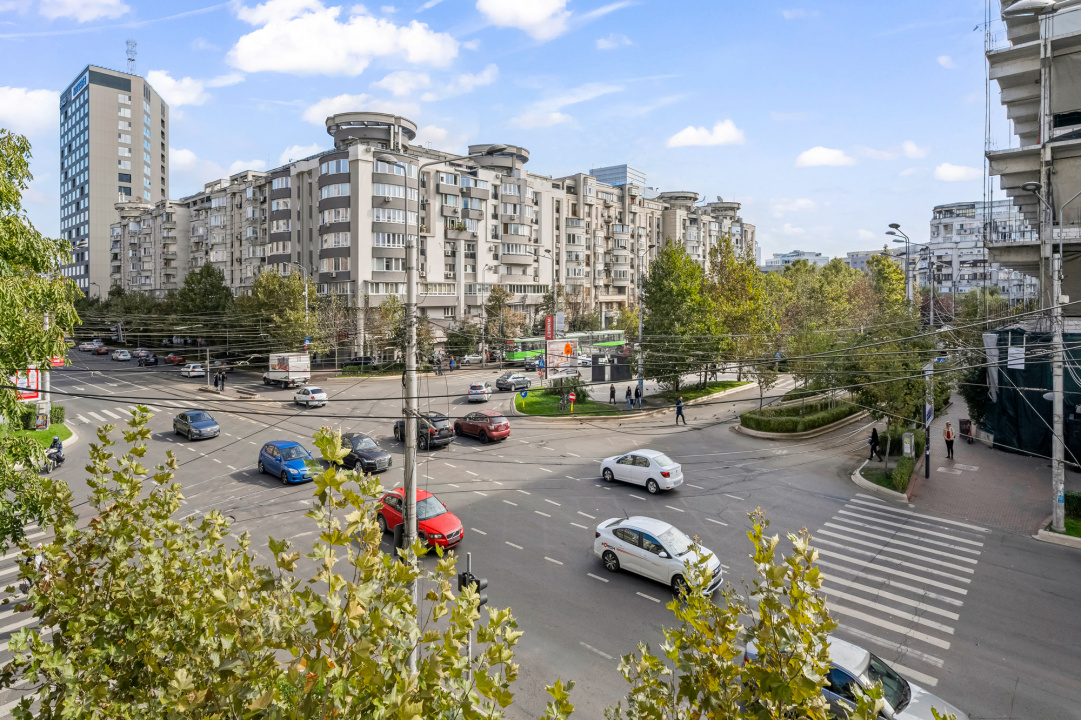 UNIRII - CORNELIU COPOSU, BIROU, 4 CAMERE 100 MP,  ETAJ 2