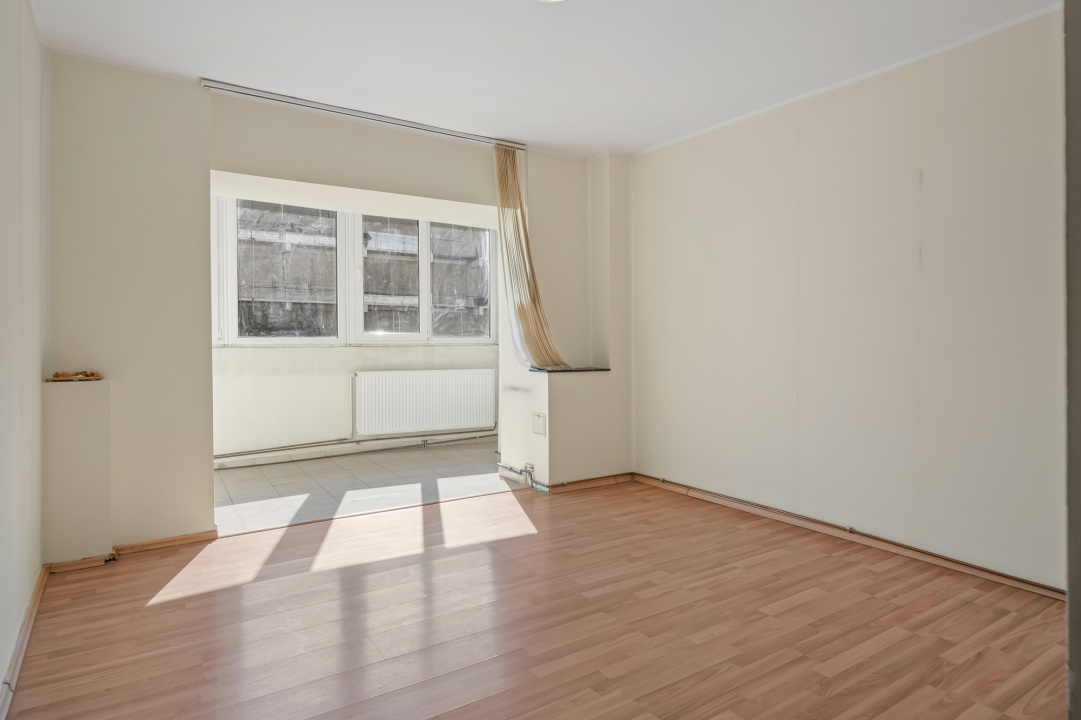 UNIRII - CORNELIU COPOSU, BIROU, 4 CAMERE 100 MP,  ETAJ 2