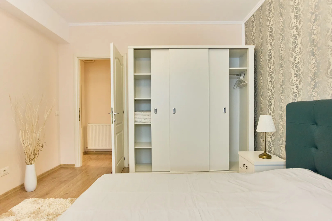 BĂNEASA – PETROM CITY, 2 CAMERE + PARCARE SUBTERANĂ, 71 MP TOTAL!