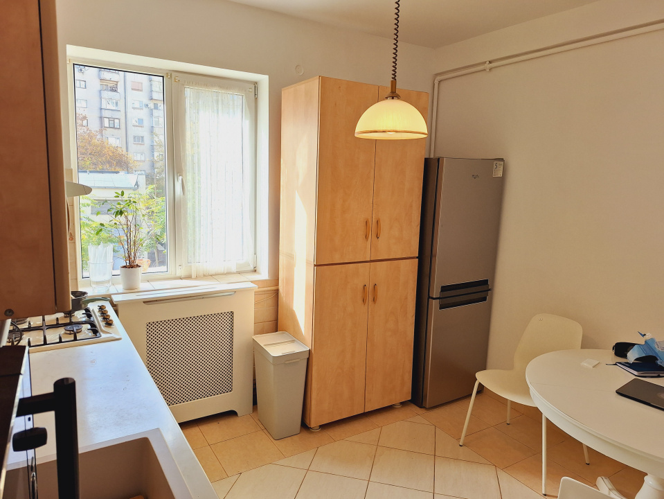 Inchiriere Apartament 3 Camere Marriott - 13 Sept. Catedrala Mântuirii Neamului