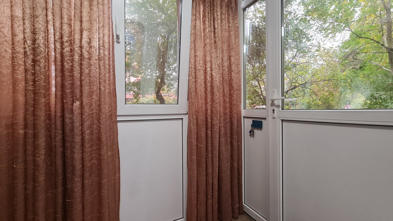 Apartament 2 camere, 63 mp, Gorjului –  de metrou, mobilat/utilat, parcare