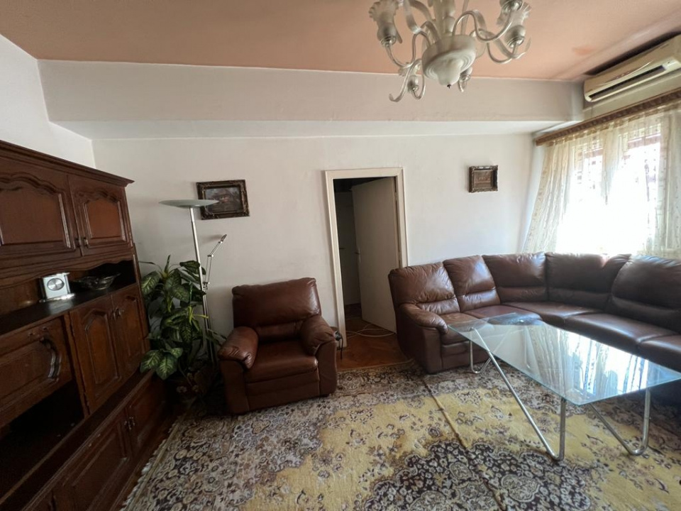  Apartament 2 camere cu vedere la Parcul Cișmigiu – Piața Kogălniceanu