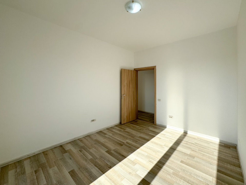 Apartament de inchiriat - suprafata generoasa