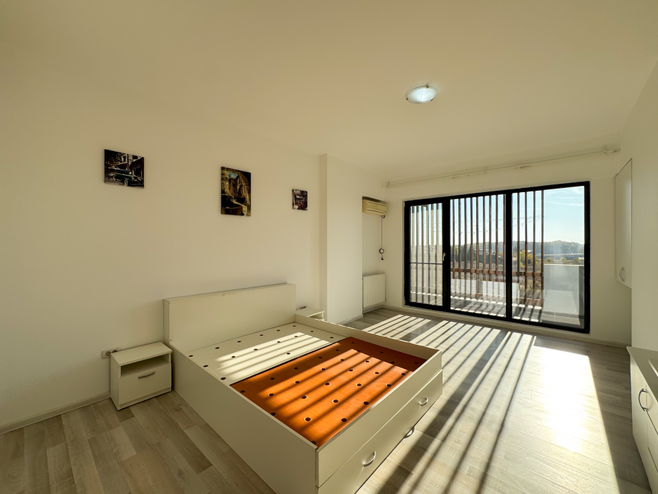 Apartament de inchiriat - suprafata generoasa