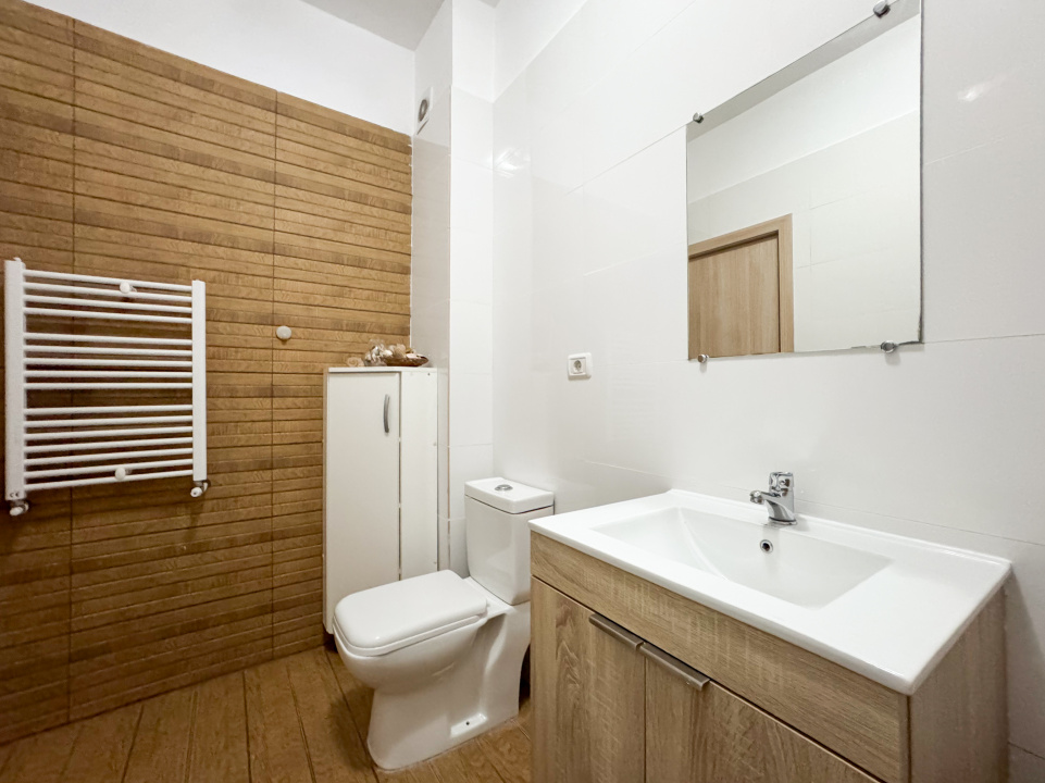 Apartament de inchiriat - suprafata generoasa