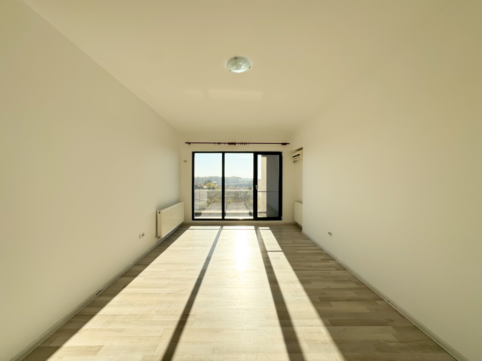 Apartament de inchiriat - suprafata generoasa