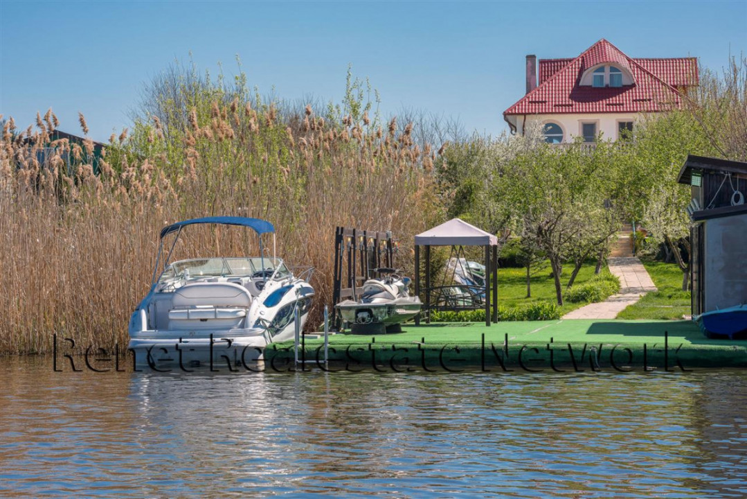 O Poveste de Vis pe Malul Lacului Snagov