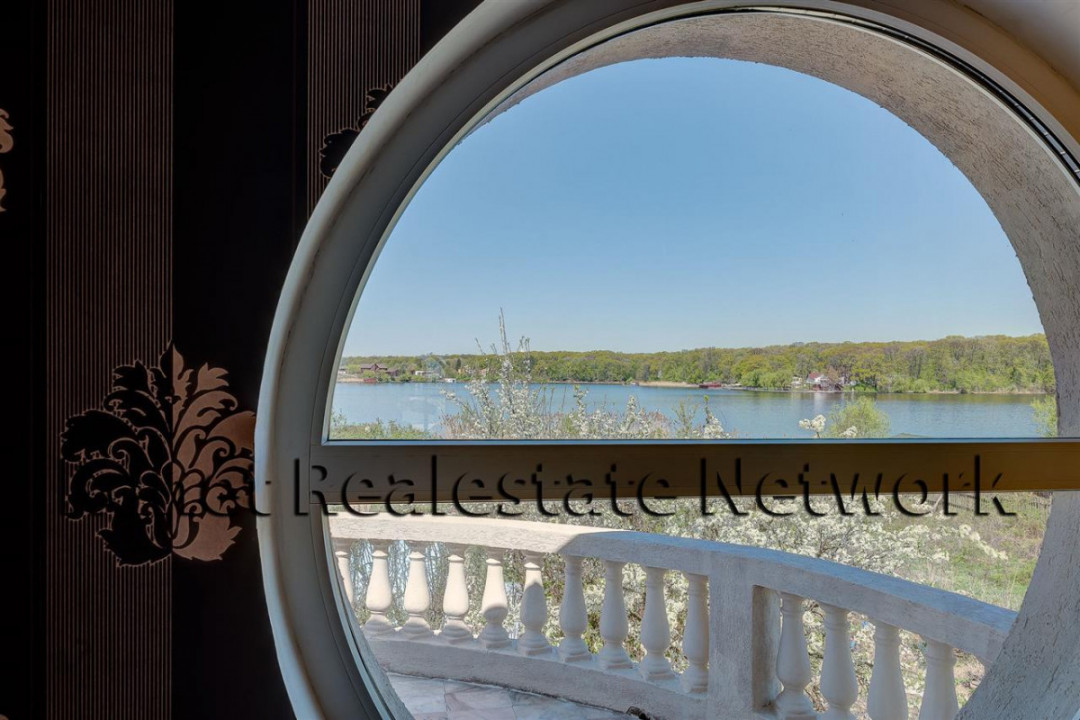 O Poveste de Vis pe Malul Lacului Snagov