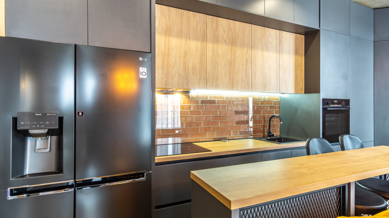 2 camere complet mobilat si utilat, parcare subterana, incalzire in pardoseala