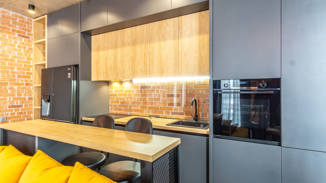 2 camere complet mobilat si utilat, parcare subterana, incalzire in pardoseala