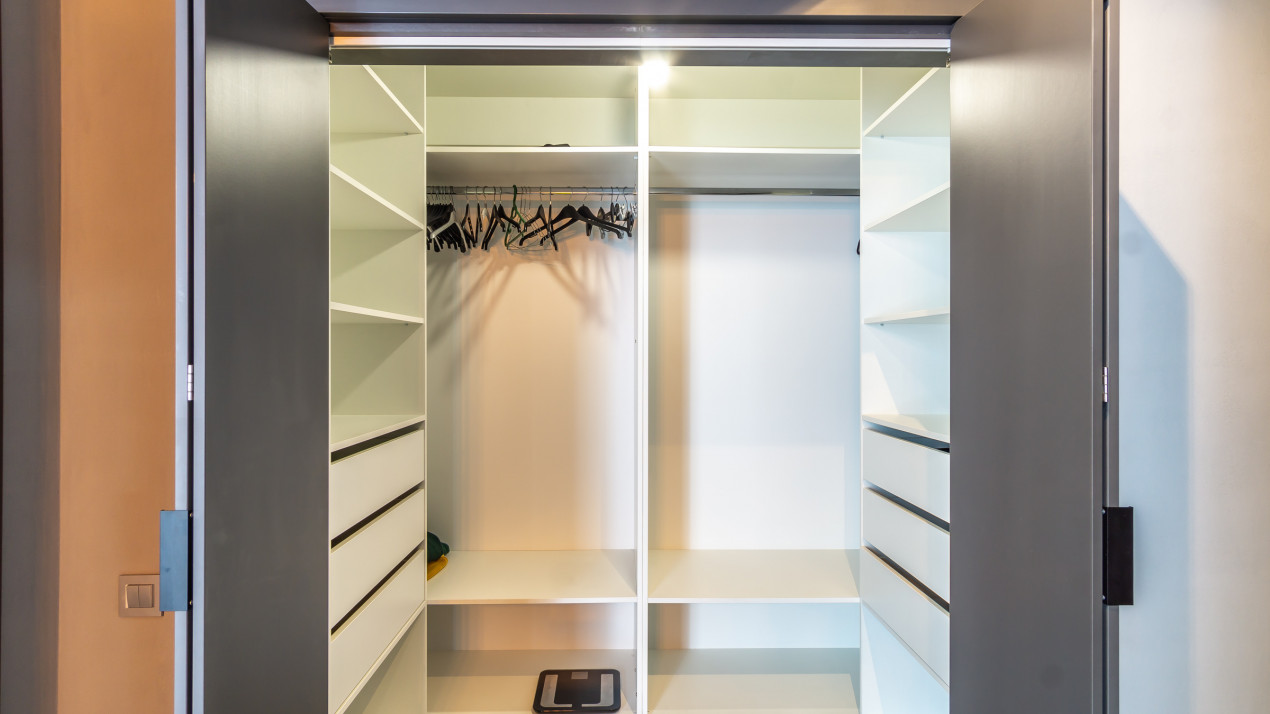 2 camere complet mobilat si utilat, parcare subterana, incalzire in pardoseala