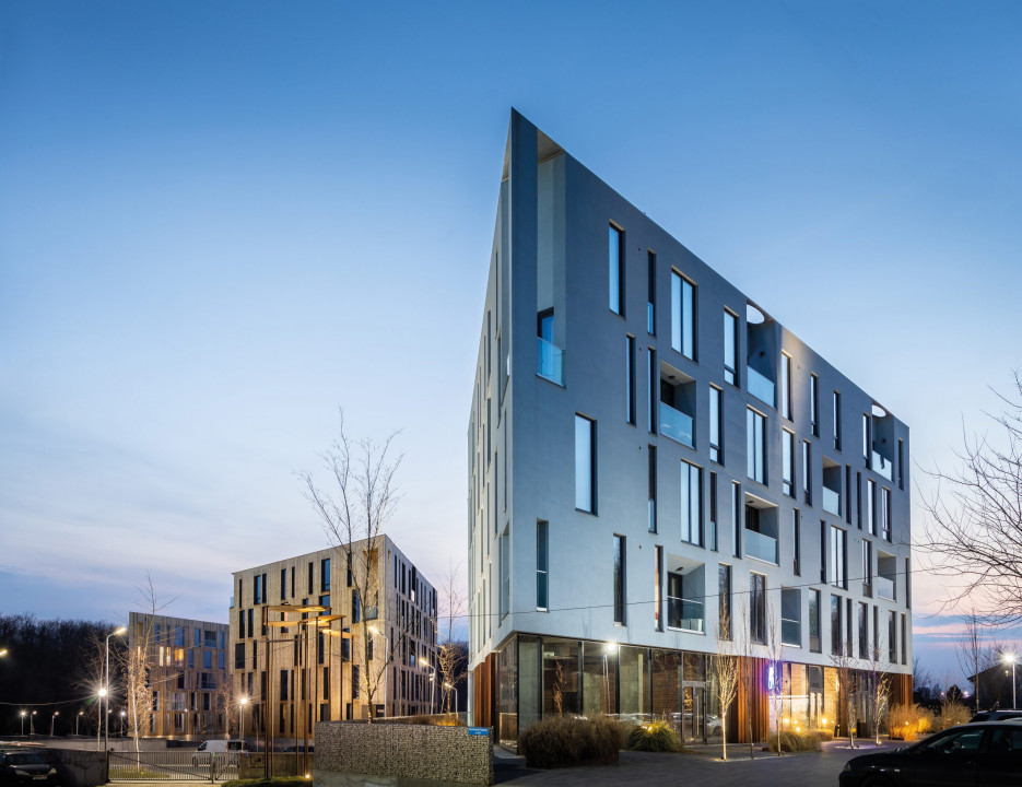 2 camere complet mobilat si utilat, parcare subterana, incalzire in pardoseala