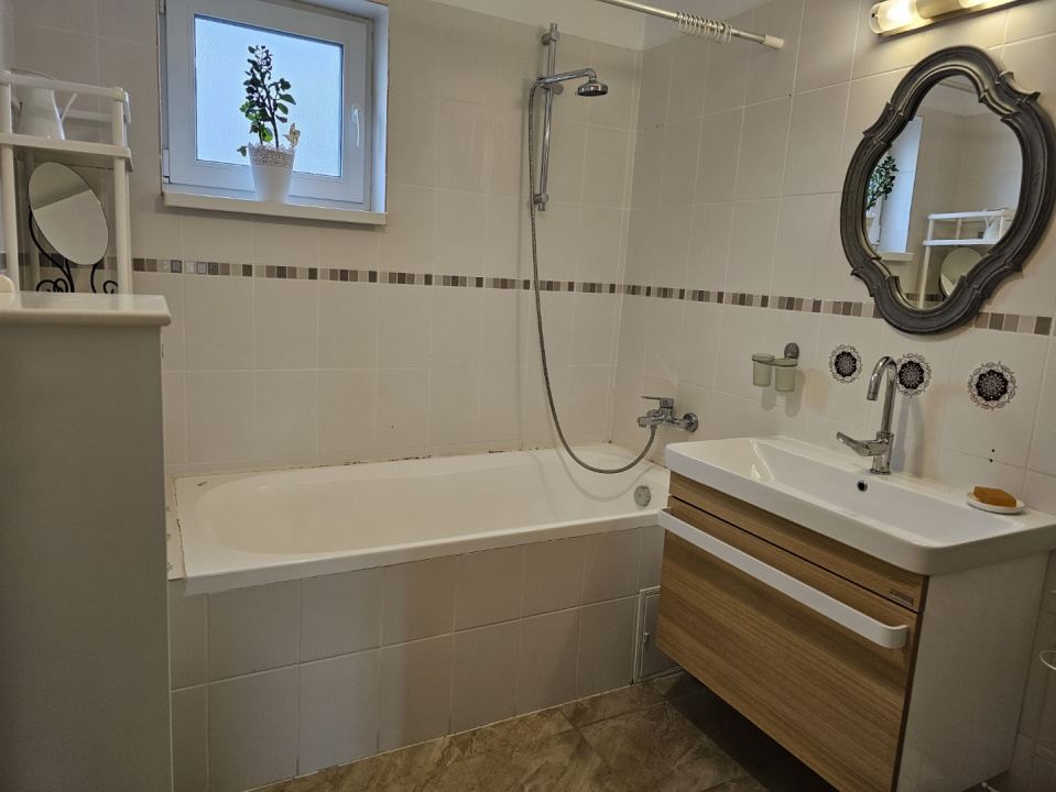 VIDRA – COMPLEX DEALUL VERDE, CASA 4 CAMERE, 135MP Utili!